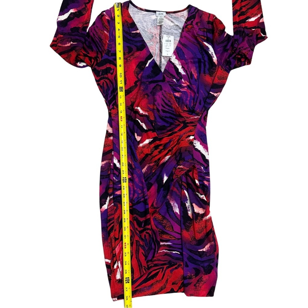 Cache Red and Purple Abstract Midi Dress - Picture 7 of 8